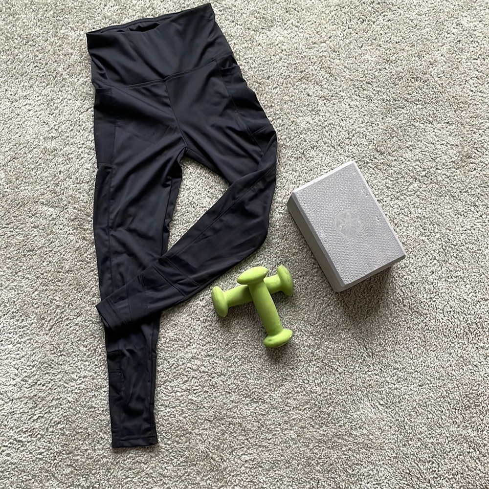 Black leggings/ Yoga Pants